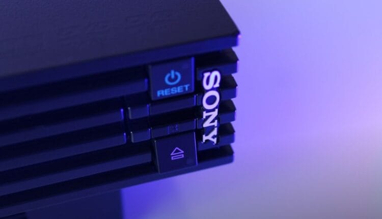 black Sony game console - Sony Playstation 2 Launch Edition Black Console, tags: stars nach drei - unsplash