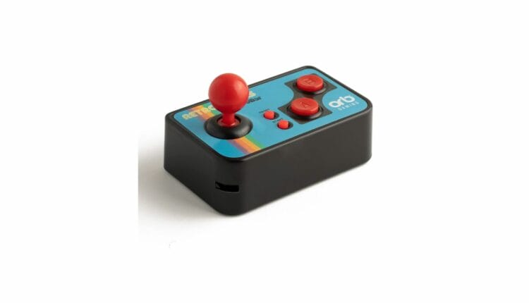 thumbs UP! Mini Konsole: 200 Retro-Games zum Spottpreis