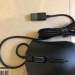 Razer Deathadder von oben mit Kabel