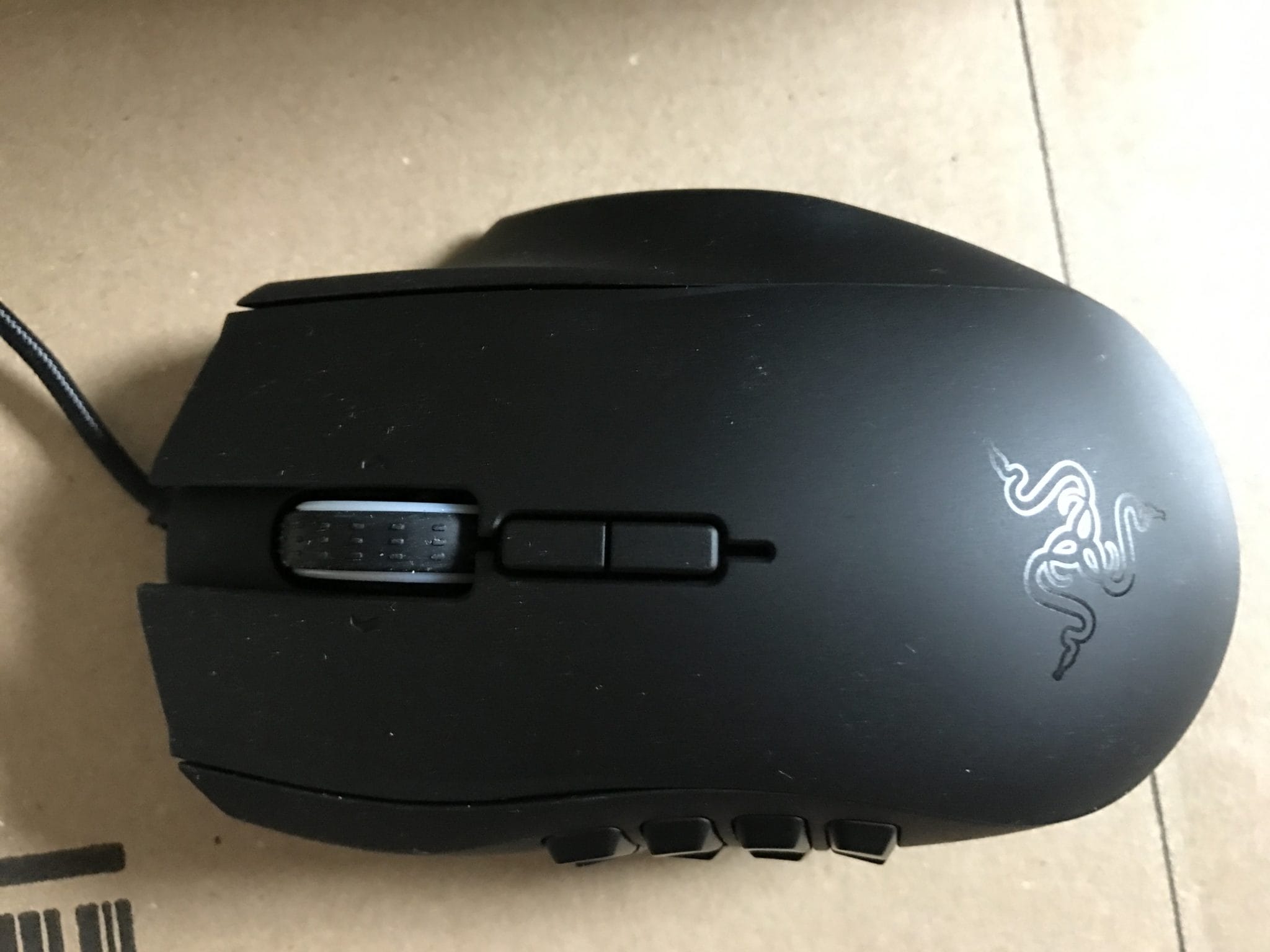 Razer Naga Chroma von oben